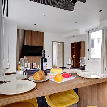 Bluestay 294 - Superbe à 17 Appartement